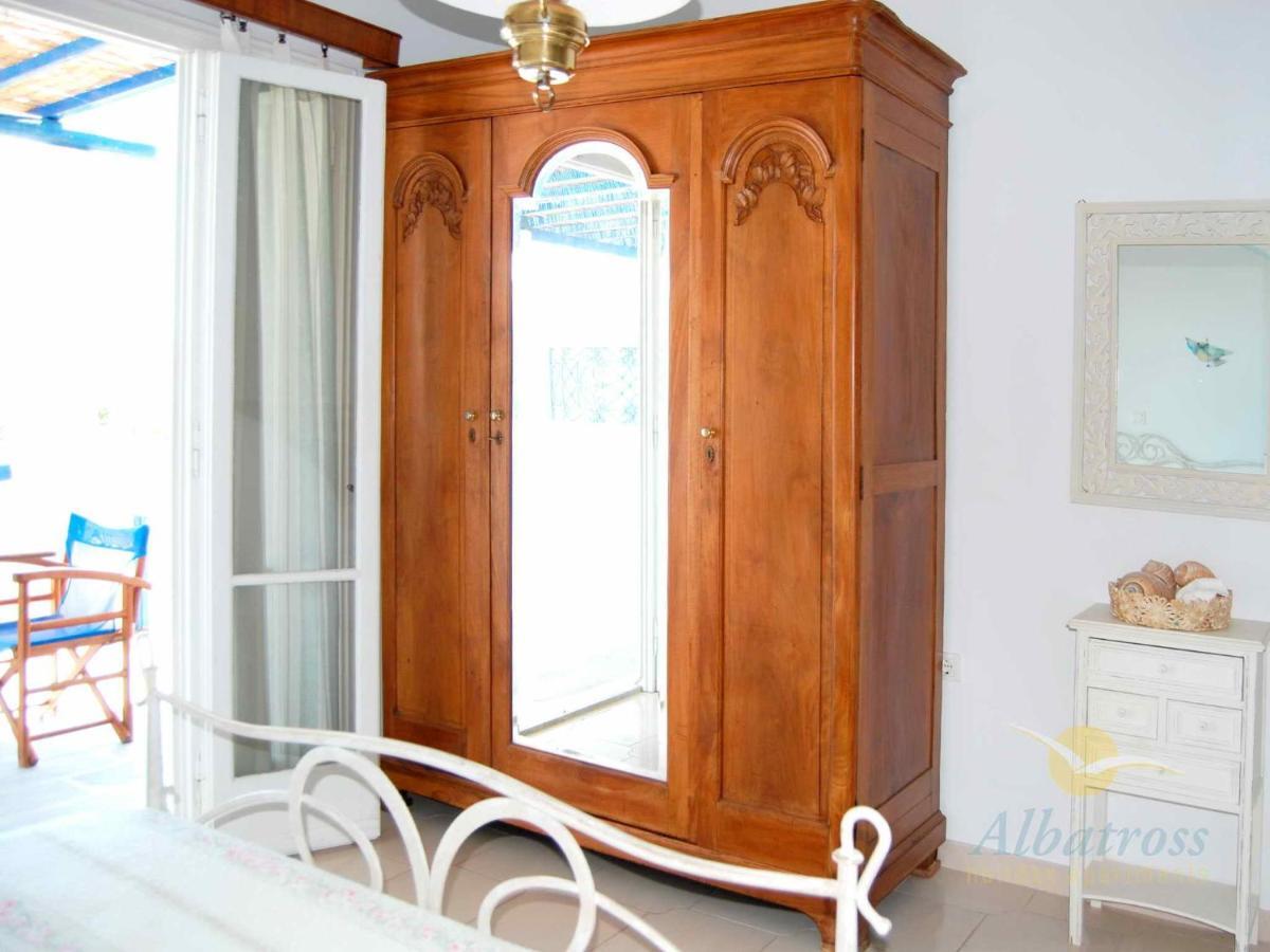 Albatross Holiday Apartments Агиос-Состис Экстерьер фото